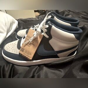 Men’s Nike High tops